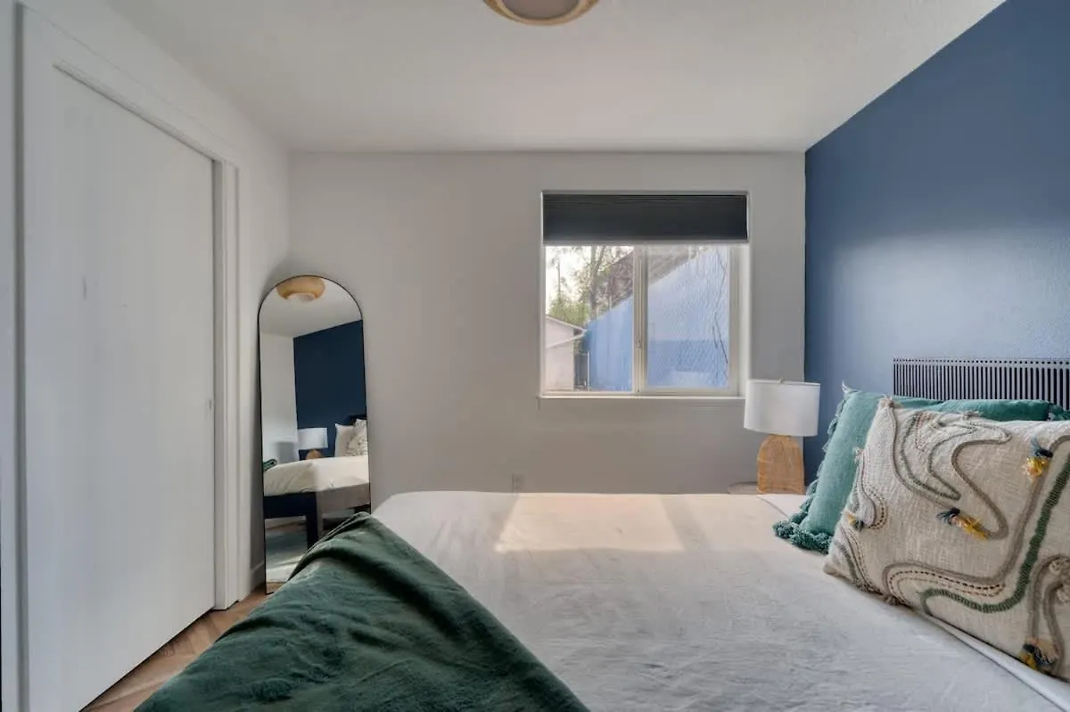 Apartment Stay Portland - The Woodstock Inn - Reed College & Vintage Shops