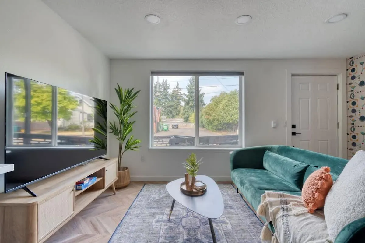 Stay Portland - The Woodstock Inn - Reed College & Vintage Shops Apartment